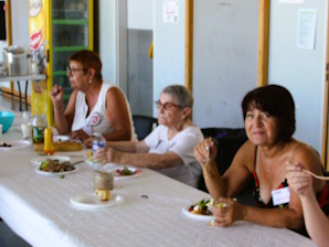 Les Serveuses en pause